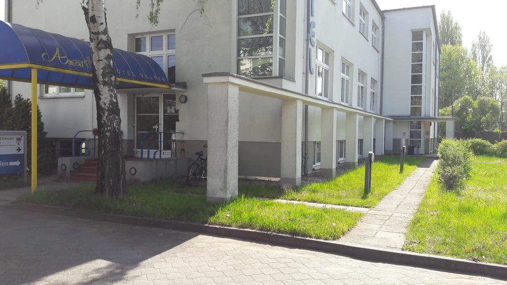 Amarillo Hotel Velten Kültér fotó